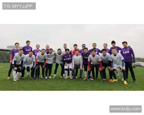 足球星女生闪耀赛场荣获大奖激励青春奋进展现巾帼力量